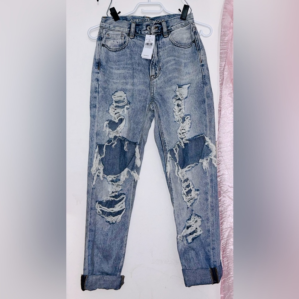 American Eagle Ripped Style Jeans size 0